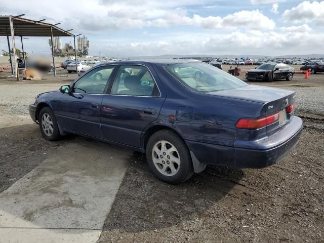 1999 Toyota Camry LE