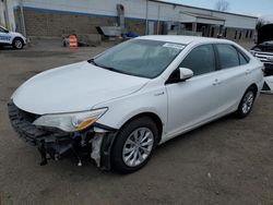 Carros dañados por inundaciones a la venta en subasta: 2017 Toyota Camry Hybrid