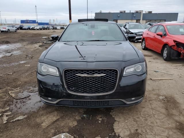 2016 Chrysler 300 S