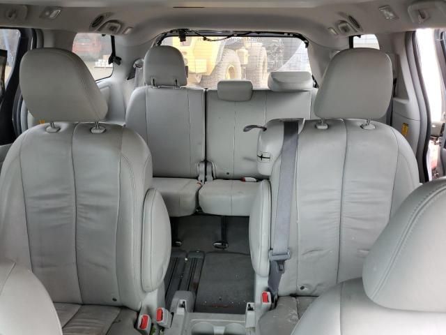 2012 Toyota Sienna XLE