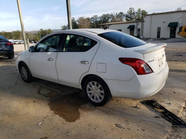 2013 Nissan Versa S