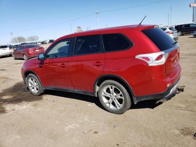 2015 Mitsubishi Outlander SE