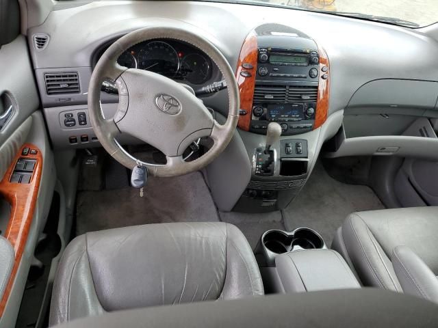 2007 Toyota Sienna XLE