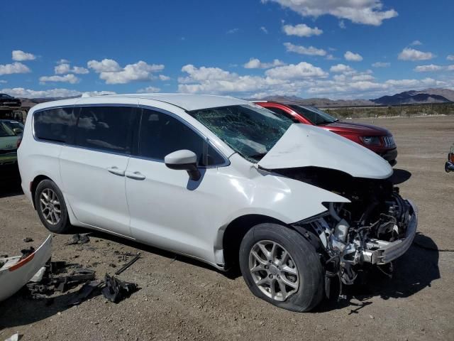 2017 Chrysler Pacifica LX