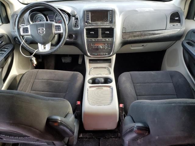 2011 Dodge Grand Caravan Crew