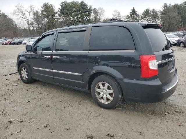 2012 Chrysler Town & Country Touring