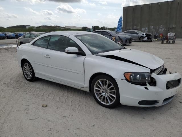 2010 Volvo C70 T5