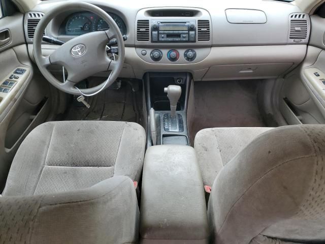 2004 Toyota Camry LE