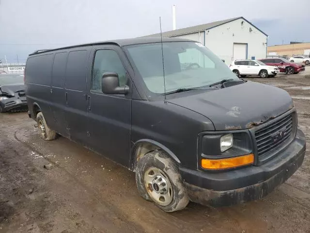 2011 GMC Savana G2500