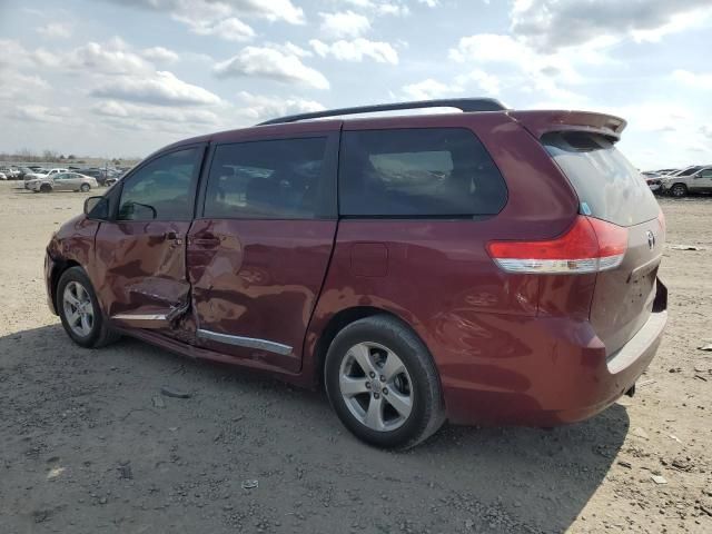 2014 Toyota Sienna LE