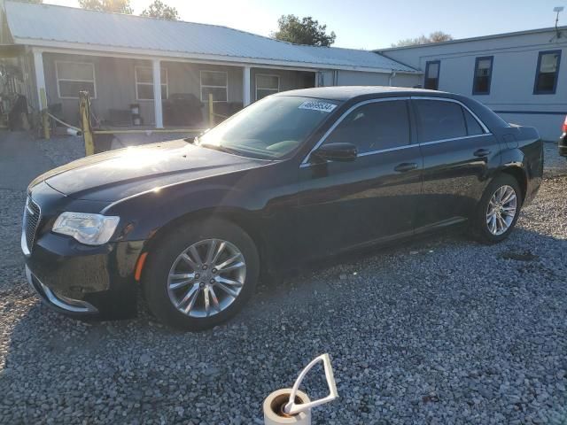 2017 Chrysler 300 Limited