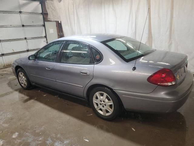 2006 Ford Taurus SE