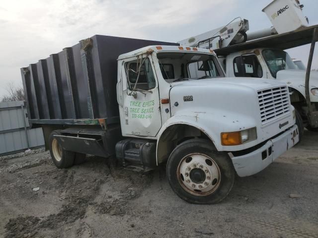 1999 International 4000 4700