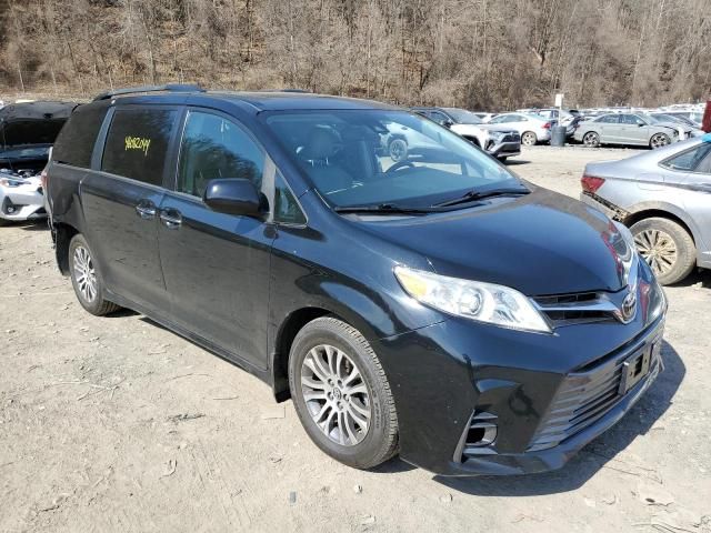 2019 Toyota Sienna XLE