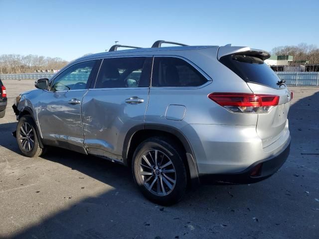 2019 Toyota Highlander SE