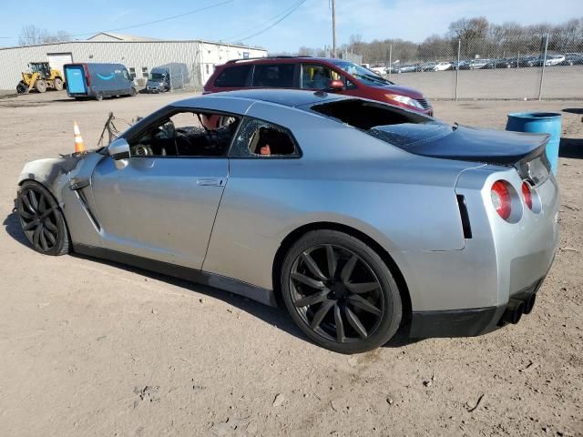 2011 Nissan GT-R Base