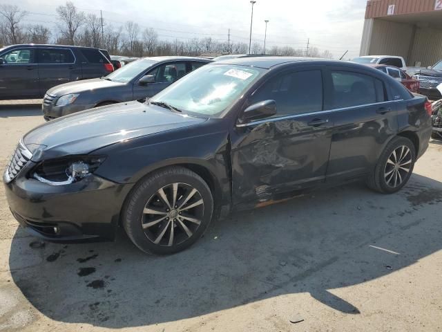 2013 Chrysler 200 Touring