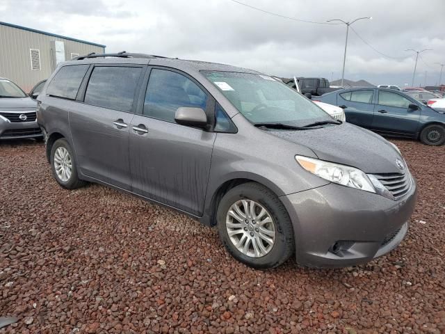 2015 Toyota Sienna XLE