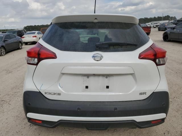 2020 Nissan Kicks SR