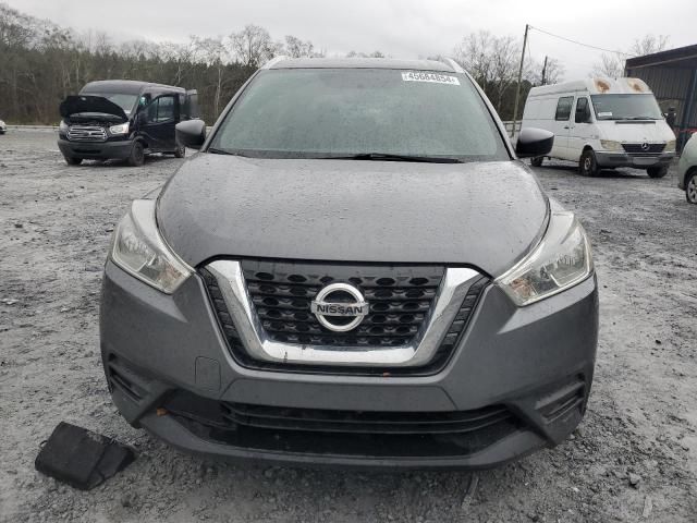 2019 Nissan Kicks S