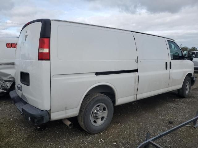 2013 GMC Savana G3500