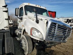 Salvage trucks for sale at Elgin, IL auction: 2015 Freightliner Cascadia 125