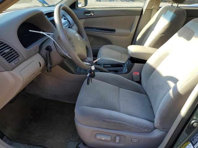 2005 Toyota Camry LE