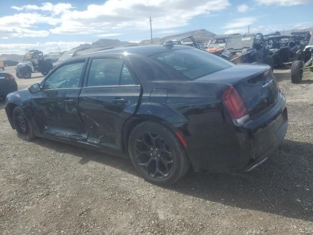 2019 Chrysler 300 Touring