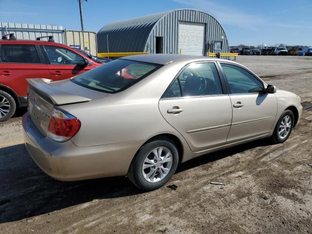 2005 Toyota Camry LE