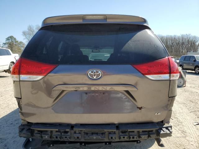 2013 Toyota Sienna LE