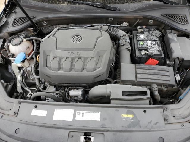 2018 Volkswagen Passat SE