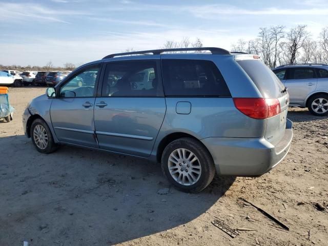 2008 Toyota Sienna XLE