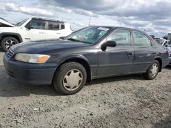 Salvage cars for sale from Copart Eugene, OR: 2000 Toyota Camry CE