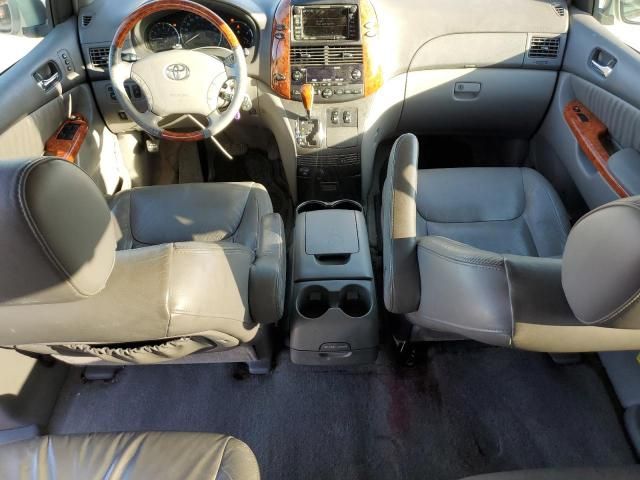 2006 Toyota Sienna XLE