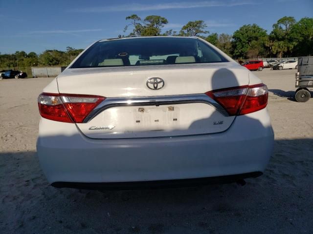 2016 Toyota Camry LE