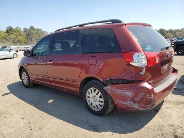 2010 Toyota Sienna CE