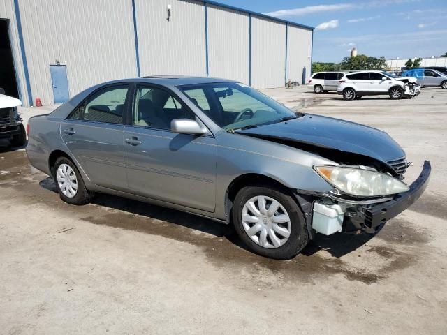 2005 Toyota Camry LE