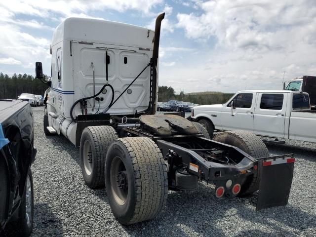 2018 Freightliner Cascadia 125