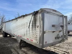 Salvage trucks for sale at Wichita, KS auction: 2015 Timpte Graintrail