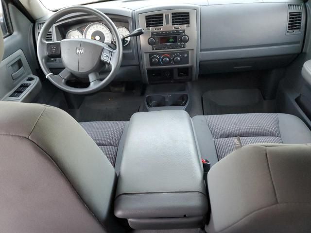 2007 Dodge Dakota Quad SLT