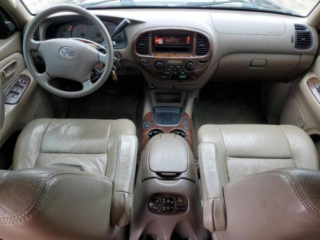 2004 Toyota Sequoia SR5