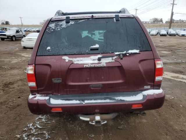 2004 Nissan Pathfinder LE