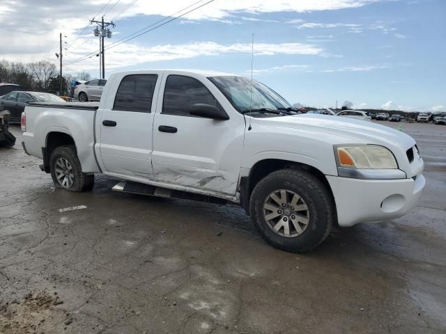 2008 Mitsubishi Raider LS