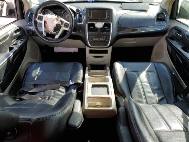 2015 Chrysler Town & Country Touring