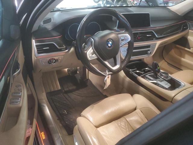 2016 BMW 750 XI