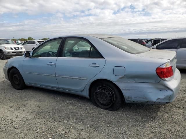 2005 Toyota Camry LE