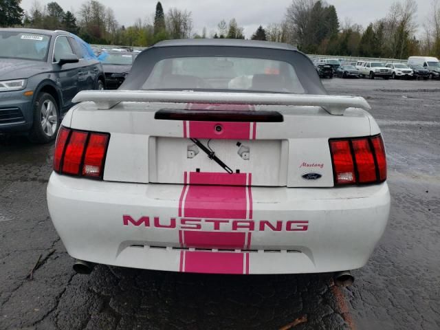 2004 Ford Mustang