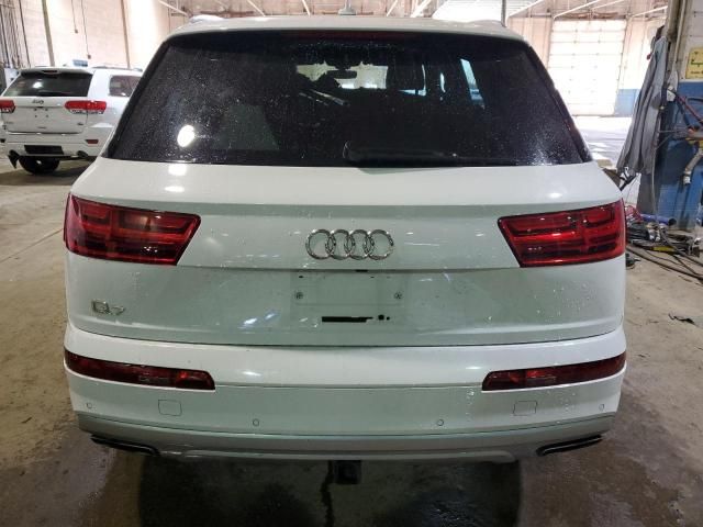 2019 Audi Q7 Premium Plus