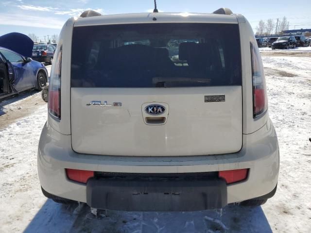 2011 KIA Soul +