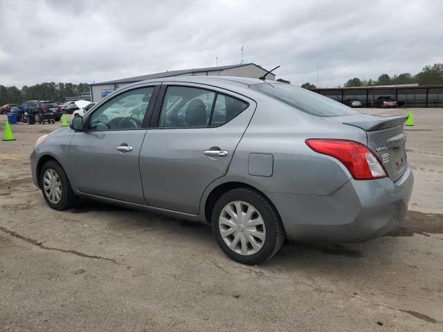 2013 Nissan Versa S